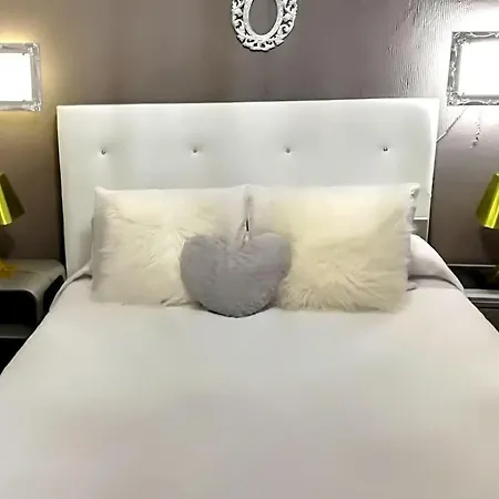 Apartanento Tipo Duplex 10min De La Playa 아파트
